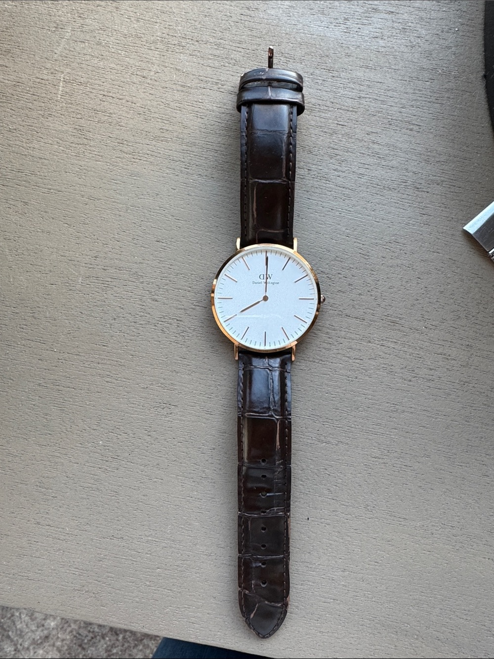 Daniel Wellington White Dial Watch with Brown Strap and Rose Gold